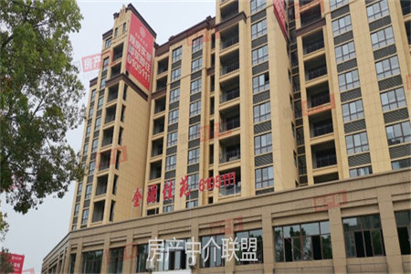 城东滨江国际花苑二楼3室2卫152.8万127m2出售